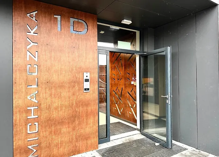 Michalczyka 1d - Self Check-in 20h - Parking * Wrocław